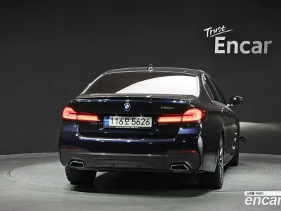 2023 BMW 5-Series 520i M Sport, фото 3, лот 10054695