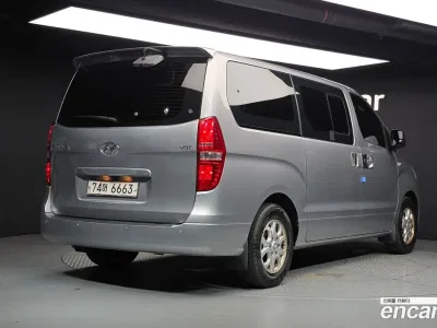 2014 Hyundai Starex 12-Seater Wagon, фото 2, лот 10216785