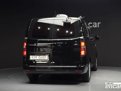 2019 Hyundai Starex Van 5-Seater, фото 3, лот 10193336