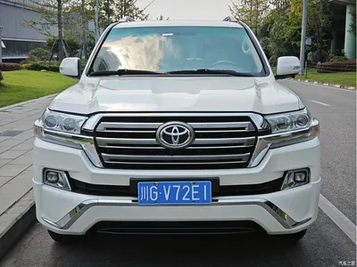 2016 Toyota Land Cruiser (Import), фото 2, лот 10399135