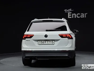 2020 Volkswagen Tiguan 2.0 TDI Premium, фото 4, лот 10132716