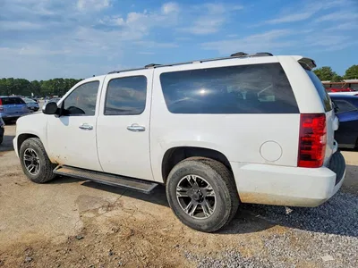 2013 CHEVROLET SUBURBAN C1500 LT, фото 2, лот 10703963