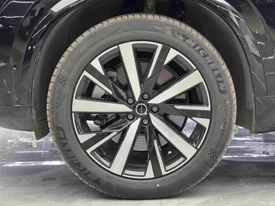 2025 Volvo XC90 Plug-in Hybrid Facelift T8 Smart Premium Luxury 7-seater, фото 4, лот 10365908