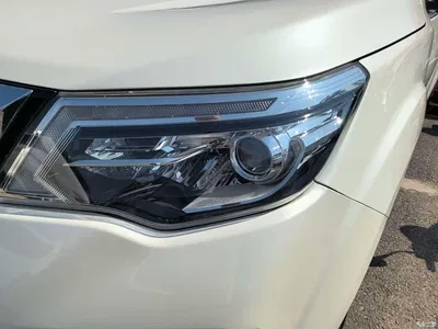 2018 Nissan Terra 2.5L Automatic AWD Flagship, фото 2, лот 10394418
