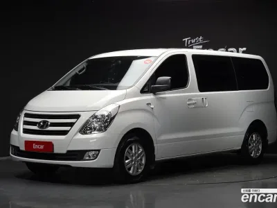 2017 Hyundai Starex 3-Seater VAN, фото 1, лот 11181246