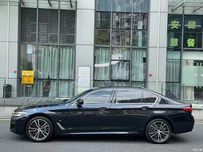 2023 BMW 5 Series 530Li Leading M Sport Package, фото 3, лот 10819342