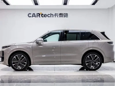 2025 Li Auto L6 Max Smart Renewal Edition, фото 3, лот 11529174