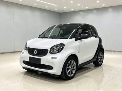 2015 smart fortwo 1.0L 52kW Hardtop Agile, фото 1, лот 10343684