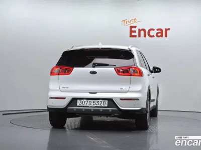 2018 Kia Niro Prestige, фото 3, лот 10686607