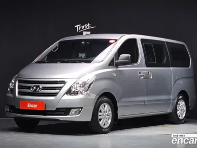 2017 Hyundai Starex 5-Seater VAN, фото 1, лот 10226839