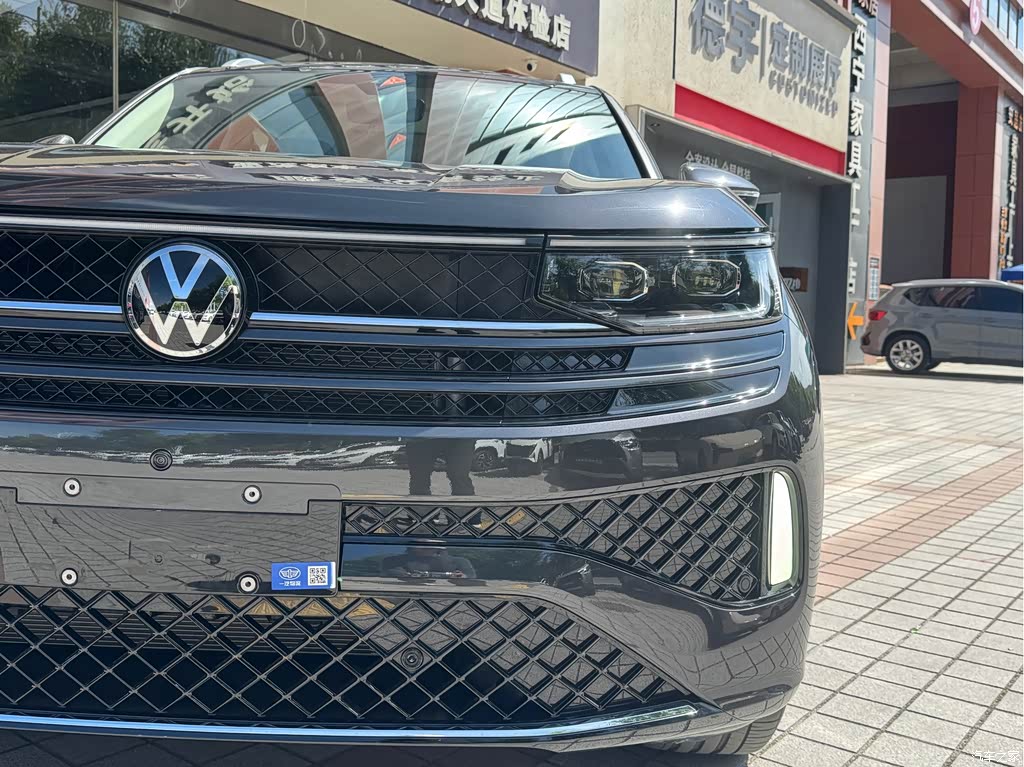2024 Volkswagen Talagon Model 380TSI 4WD R-Line Grand Touring Edition, фото 4, лот 10765848