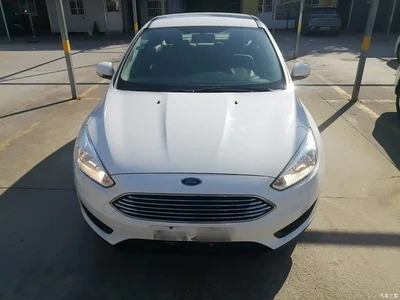2018 Ford Focus Sedan Classic 1.6L Automatic Comfort Smart Edition, фото 3, лот 11565865