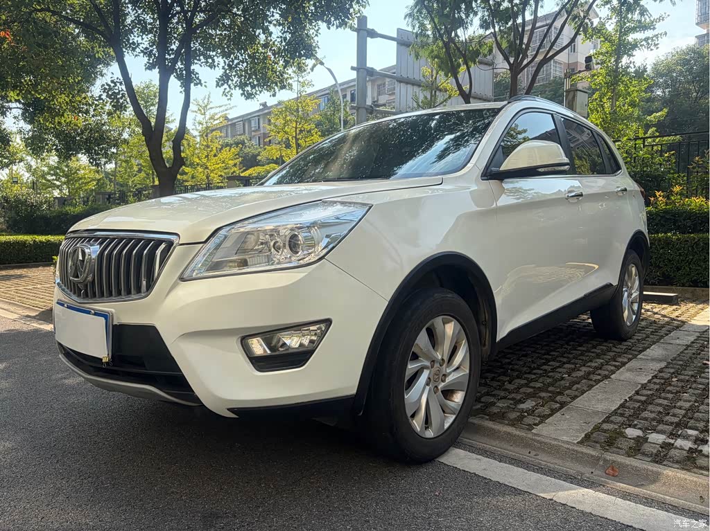 2016 BAIC Weiwang S50 1.5T Manual Joy Elite, фото 1, лот 10666814