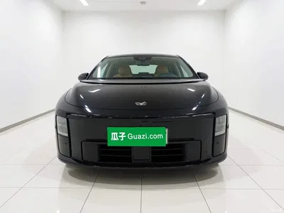 2025 Li Auto i6 2WD Base Model, фото 2, лот 10387028