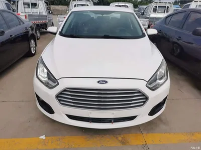2015 Ford Escort 1.5L Automatic Comfort, фото 3, лот 10298999