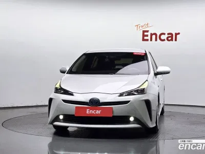 2021 Toyota Prius 1.8, фото 2, лот 10201033