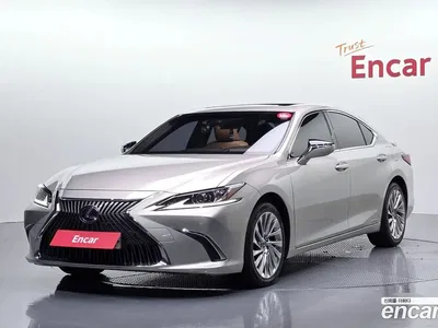 2019 Lexus ES 300h Luxury Plus, фото 1, лот 10525959