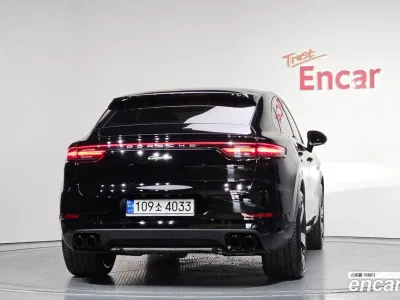 2023 Porsche Cayenne 3.0 E-HYBRID COUPE PLATINUM EDITION, фото 4, лот 10099045