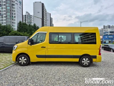 2020 Renault Master 2.3 15-Seater, фото 2, лот 10191032