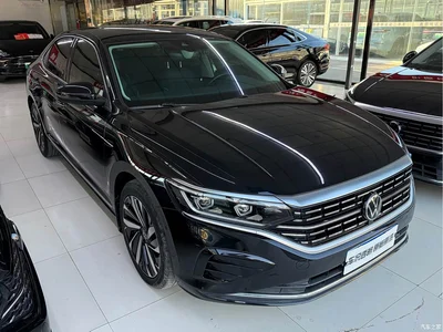 2022 Volkswagen Passat 380TSI Luxury Edition, фото 2, лот 11535408