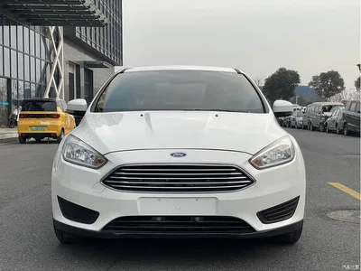 2018 Ford Focus Sedan Classic 1.6L Automatic Comfort Smart Edition, фото 2, лот 10297784