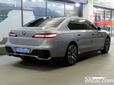 2023 BMW i7 xDrive 60 M sport, фото 3, лот 10084088