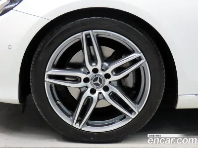 2017 Mercedes-Benz E-Class E200 Avantgarde, фото 4, лот 10070938