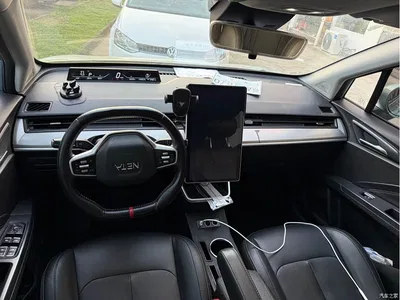 2022 Nezha Auto Nezha V Trend 400 Lite Pink Custom Edition, фото 4, лот 10823805