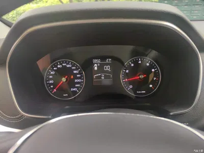 2018 Roewe RX5 20T 2WD Manual Internet Smart Value, фото 4, лот 10341596