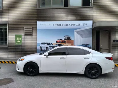 2015 Lexus ES 300h Comfort Edition, фото 3, лот 10800799