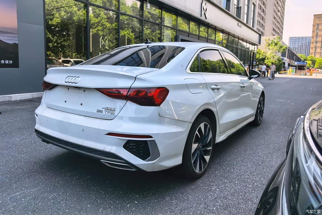 2023 Audi A3 A3L Limousine 35 TFSI Fashion Sport, фото 3, лот 11227640