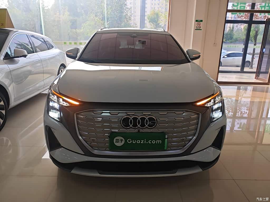2022 Audi Q5 e-tron 40 e-tron Starlight Edition Brocade Package, фото 3, лот 11067605