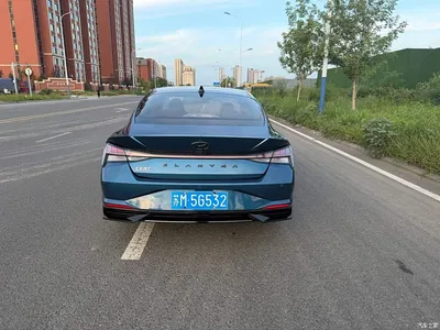 2022 Hyundai Elantra 1.5L CVT LUX Premium Edition, фото 4, лот 10454513
