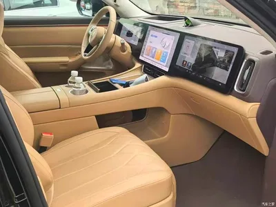 2025 AITO Wenjie AITO M8 Extended Range Ultra 53.4kWh 6-Seater, фото 4, лот 11142167