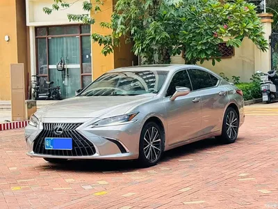 2022 Lexus ES 300h Ultimate Edition, фото 1, лот 10313499