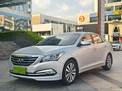 2014 Hyundai Mistra 2.0L Auto Supreme LUX, фото 1, лот 10372278