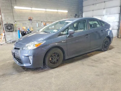 2015 TOYOTA PRIUS TWO, фото 1, лот 10510453