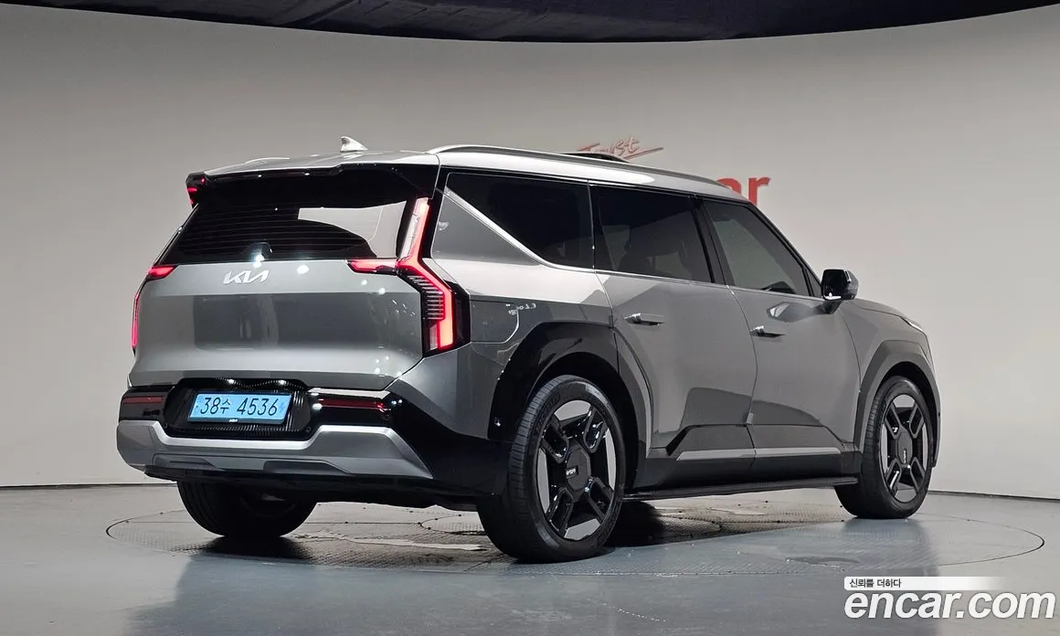 2024 Kia EV9 Long Range 4WD, фото 1, лот 11194178
