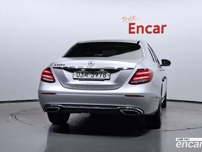 2019 Mercedes-Benz E-Class E220d Avantgarde, фото 4, лот 10075686