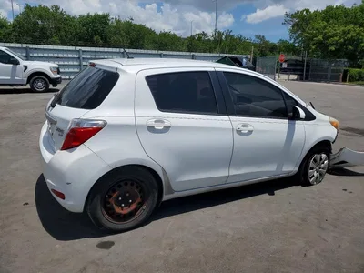 2013 TOYOTA YARIS 5-DOOR LE, фото 3, лот 10534521