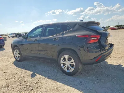 2024 CHEVROLET TRAX LS, фото 2, лот 10711182
