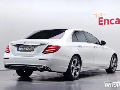 2017 Mercedes-Benz E-Class E300 4MATIC Avnatgarde, фото 1, лот 10046162