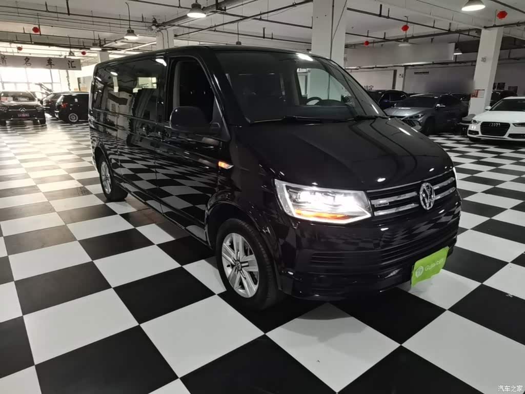 2018 Volkswagen Caravelle 2.0TSI 4WD Luxury Edition 7-Seater, фото 4, лот 10667529