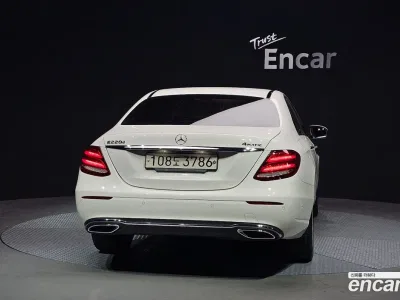 2017 Mercedes-Benz E-Class E220d 4MATIC Avantgarde, фото 3, лот 10071931