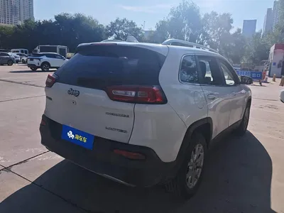 2017 Jeep Cherokee 2.0L Superior Edition, фото 3, лот 10662256
