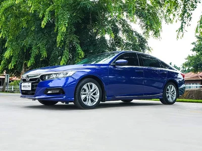 2018 Honda Accord 260TURBO Luxury Edition China V, фото 1, лот 10407329