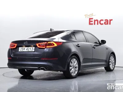2015 Kia K5 LPI Noblesse, фото 1, лот 10059737