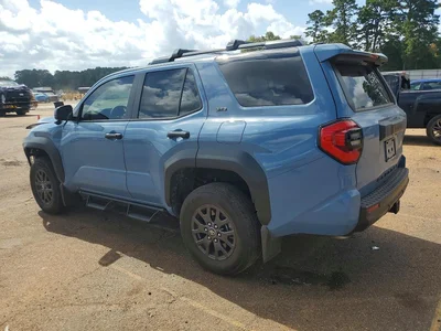 2025 TOYOTA 4RUNNER SR5, фото 2, лот 10535058