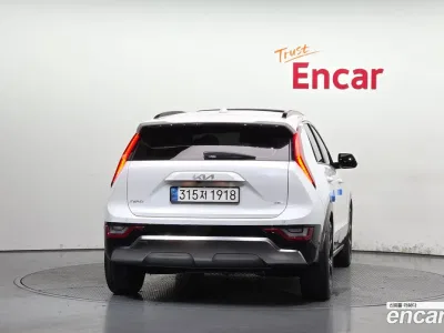 2022 Kia Niro Signature, фото 4, лот 10526070