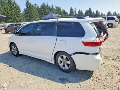 2018 TOYOTA SIENNA LE, фото 2, лот 10533091